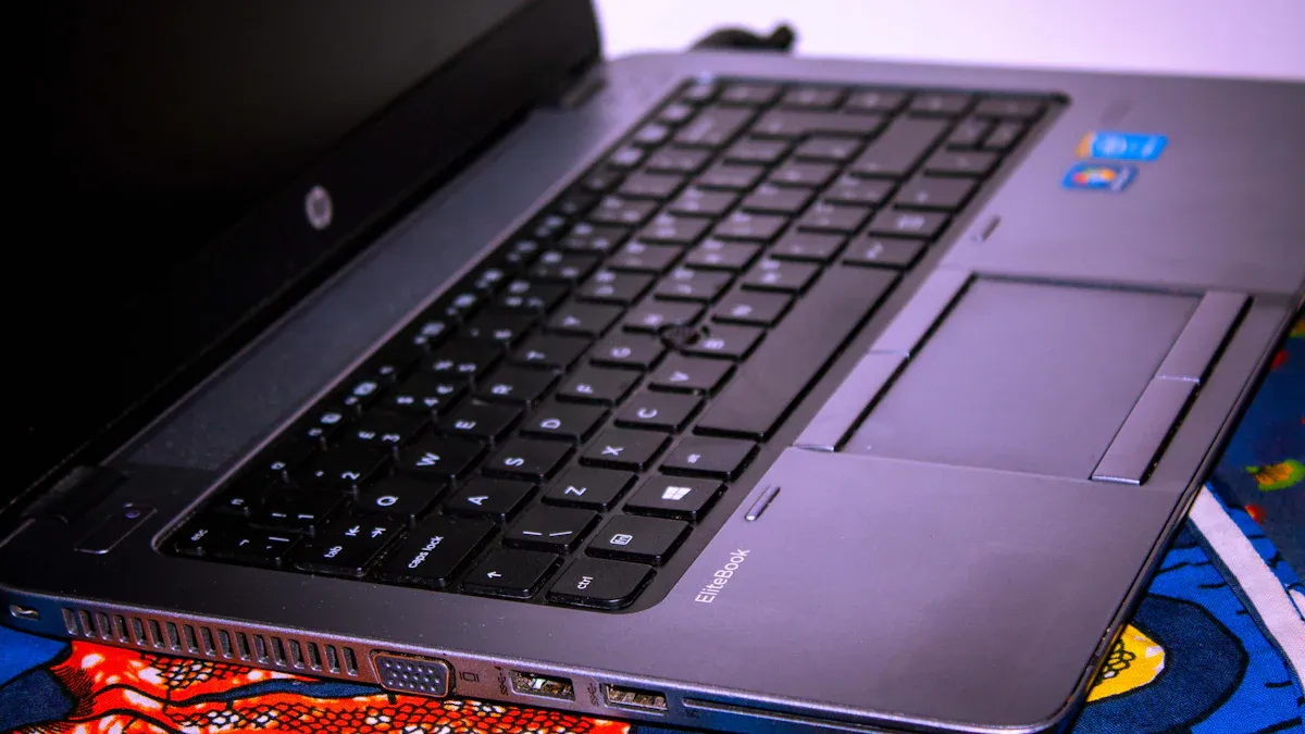 PC817 vs HCPL-3120 Comparison