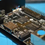 ÐÐ°Ðº Ð¿ÑÐ°Ð²Ð¸Ð»ÑÐ½Ð¾ Ð¸Ð½ÑÐµÐ³ÑÐ¸ÑÐ¾Ð²Ð°ÑÑ LFE5U-25F-6BG381C Ð² ÑÐ¸ÑÑÐµÐ¼Ñ