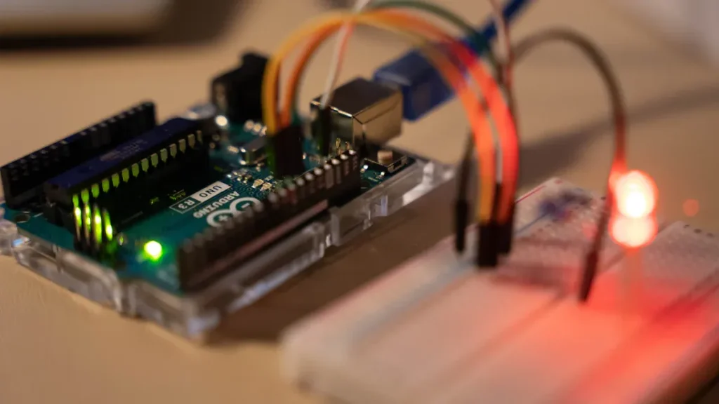 Why Choose OPA2348-Q1 Texas Instruments for Low-Power Vehicles?