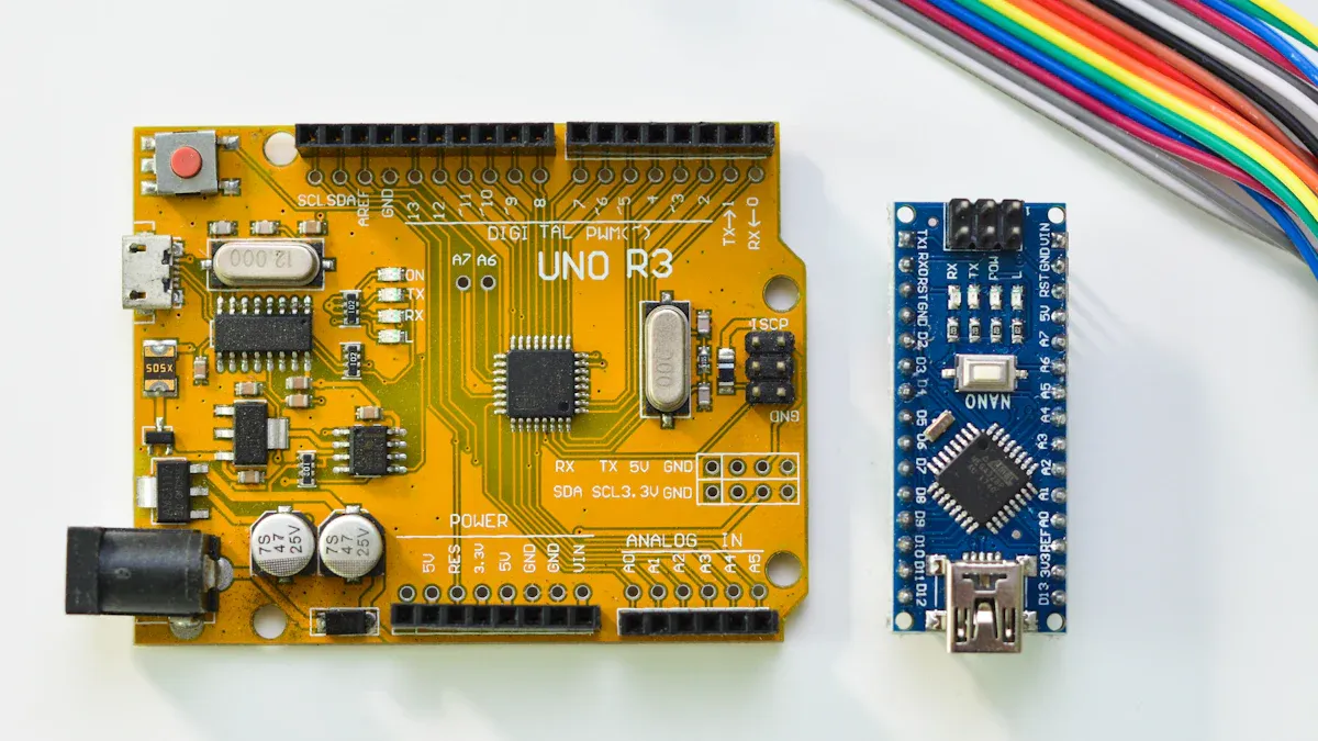 Vi điều khiển STM32F103C8T6 là gì?