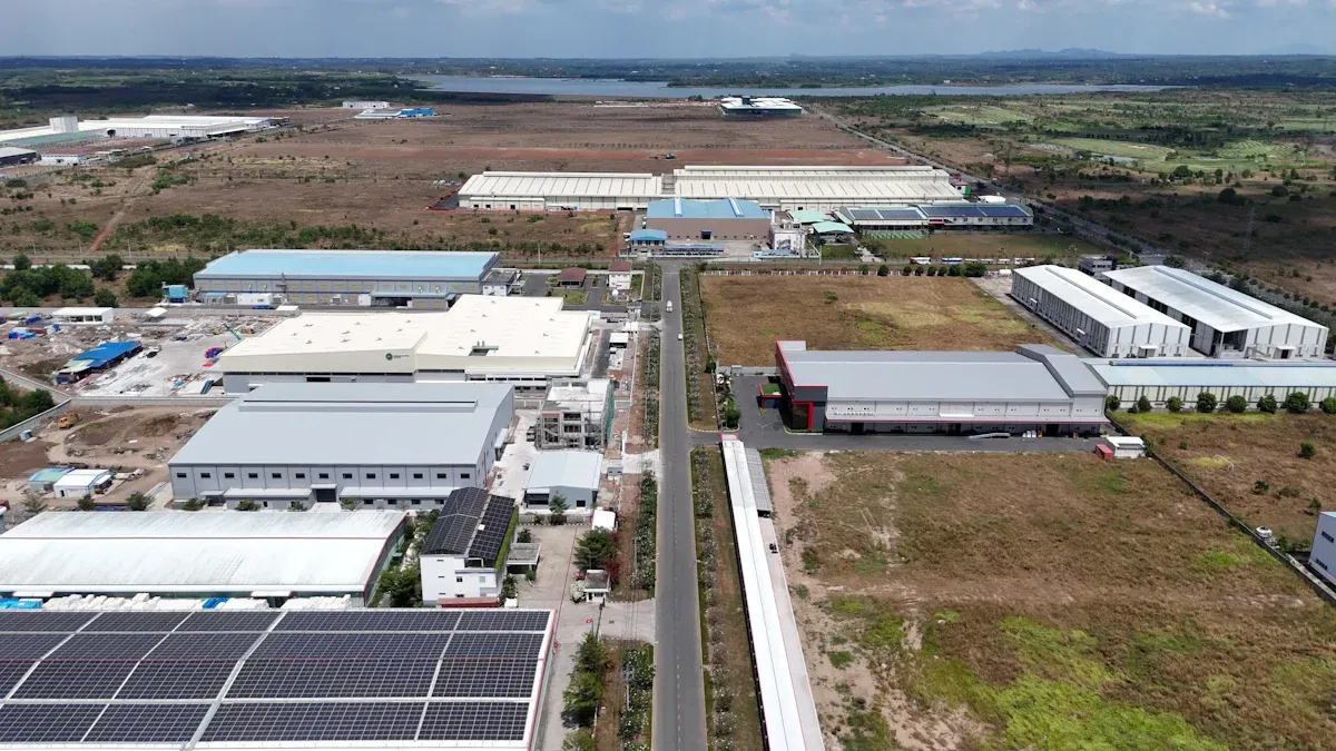 Drone trong cơ sở hạ tầng và công nghiệp