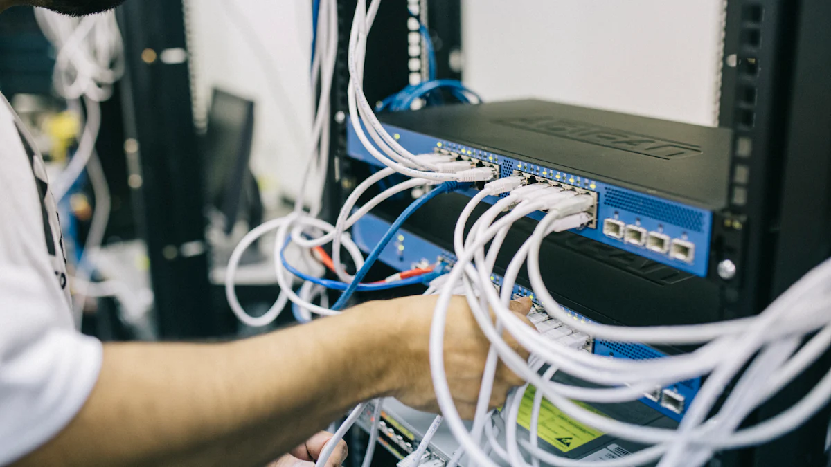 Applications of the SST39VF400A-70-4C-EKE in Networking