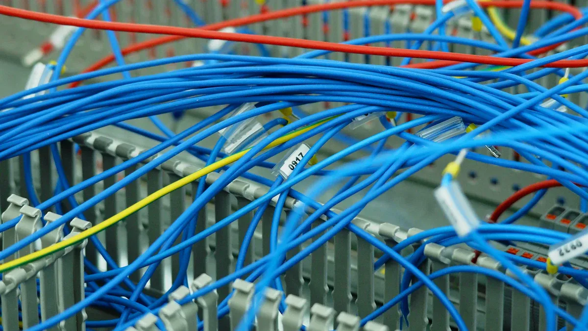 Applications of the I-PEX 20696-040E-02