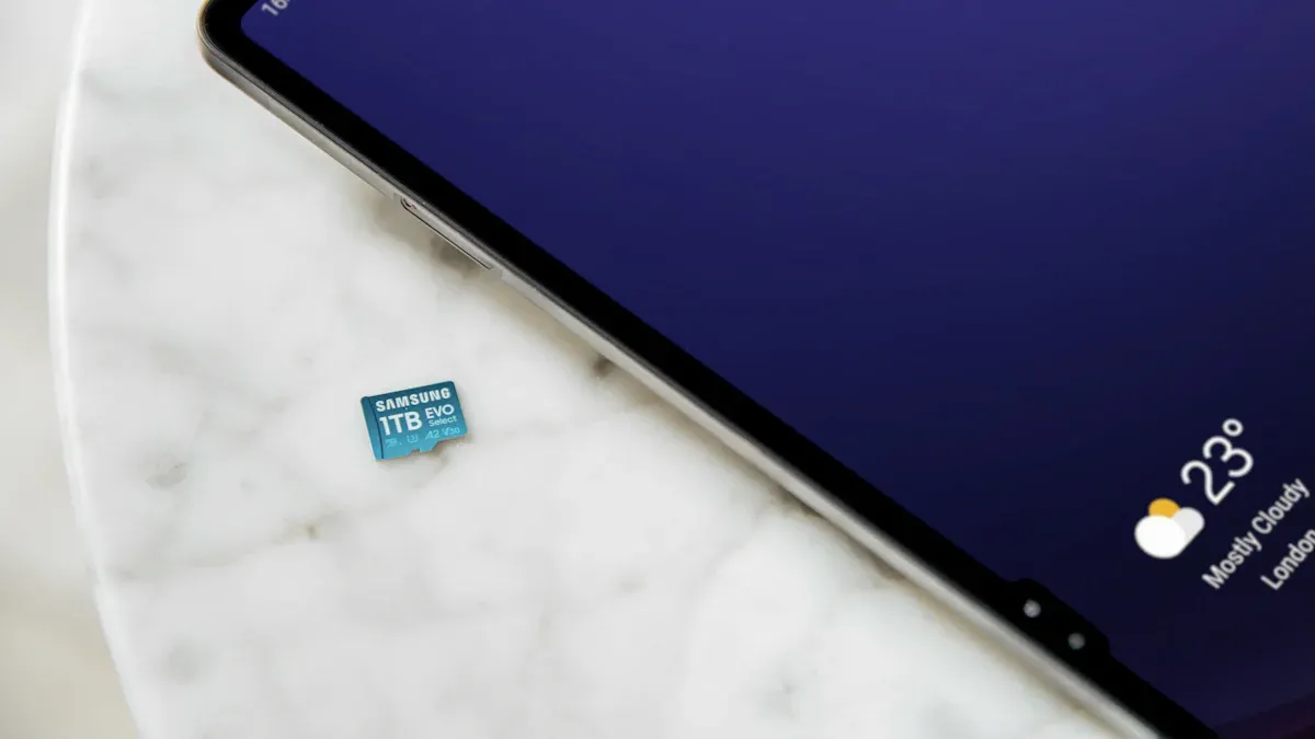 Giải Mã eMMC: Định Nghĩa Và Lịch Sử