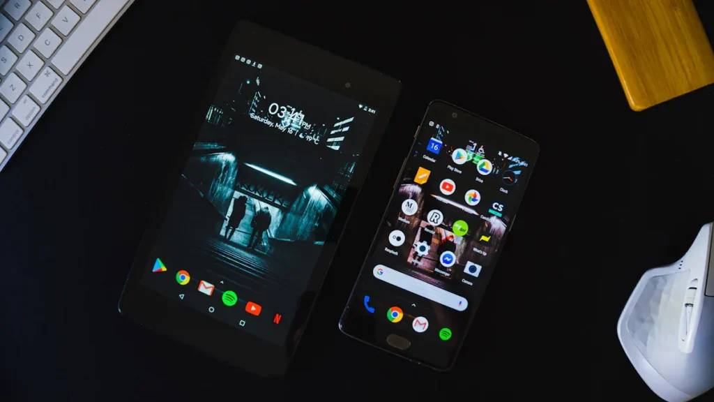 Chipone High refresh OLED mobile phone display driver chips