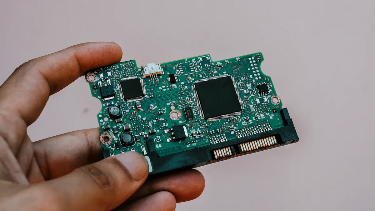 Automotive Use Cases for the PIC18F6722